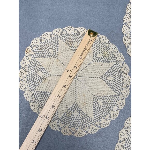 Vintage Lace Doilies Set of 3 Beige Round Crochet Table Decor 11.5" & 9.5" - Picture 5 of 8